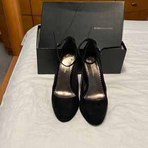 BCBG MAXAZRIA BLACK SUEDE STILETTOS
